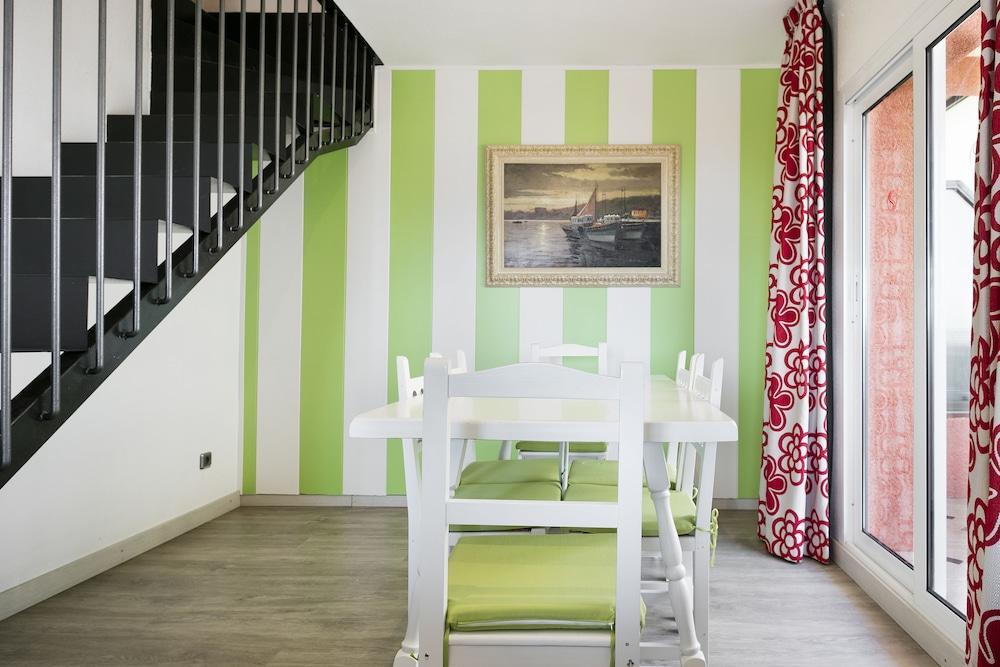 Apartamentos Salles Beach Л'Эстартит Экстерьер фото