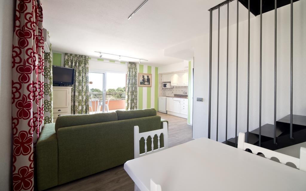 Apartamentos Salles Beach Л'Эстартит Экстерьер фото