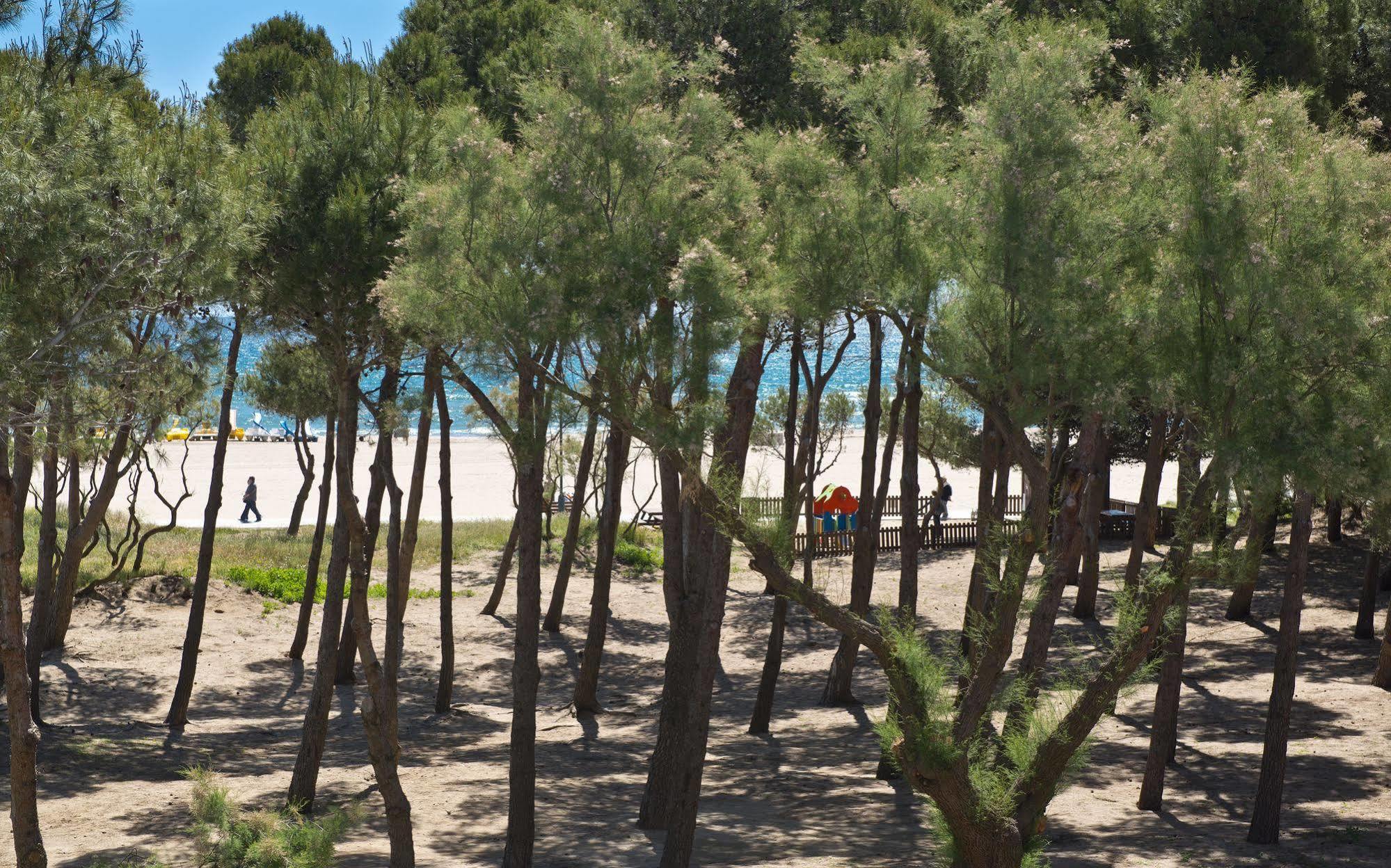 Apartamentos Salles Beach Л'Эстартит Экстерьер фото